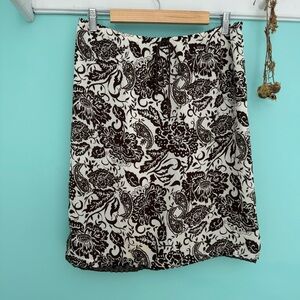 Brown & white paisley skirt with lace trim